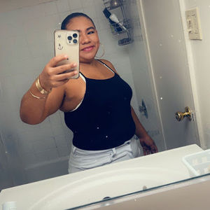 Meet your Posher, Iris